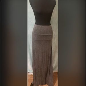 Be Envied Gray Maxi Skirt Size M